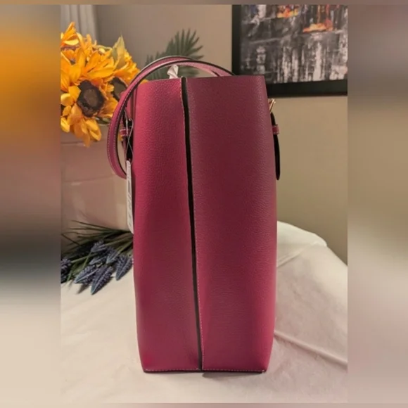 Coach Mollie Leather Tote and Accessory Set in CERISE PINK -NWT - Picture 3 of 13